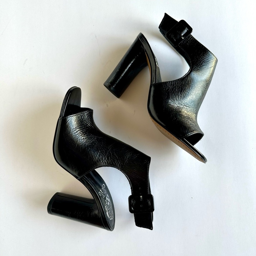Vince Camuto Crebelan Sandal Black Patent Size 5 NWOB